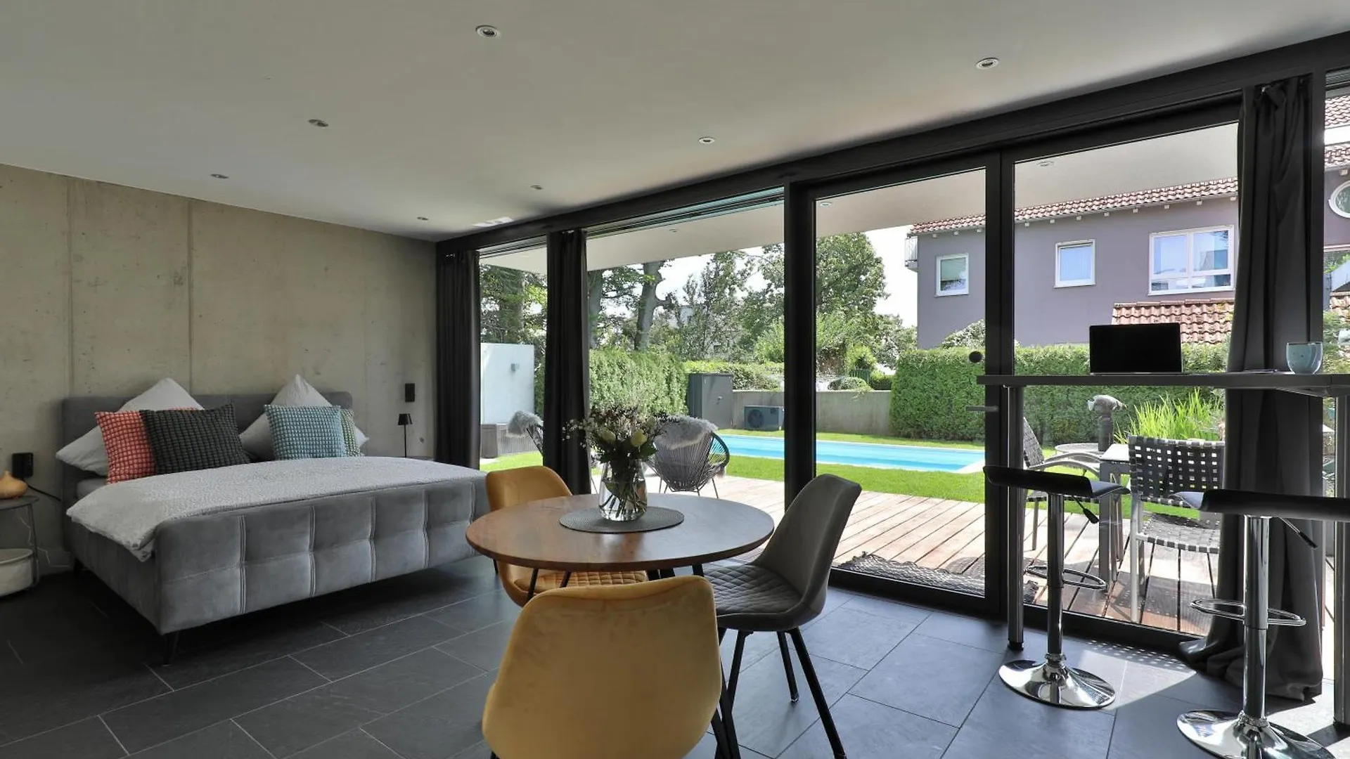 Modernes Studio-Apartment Gersthofen