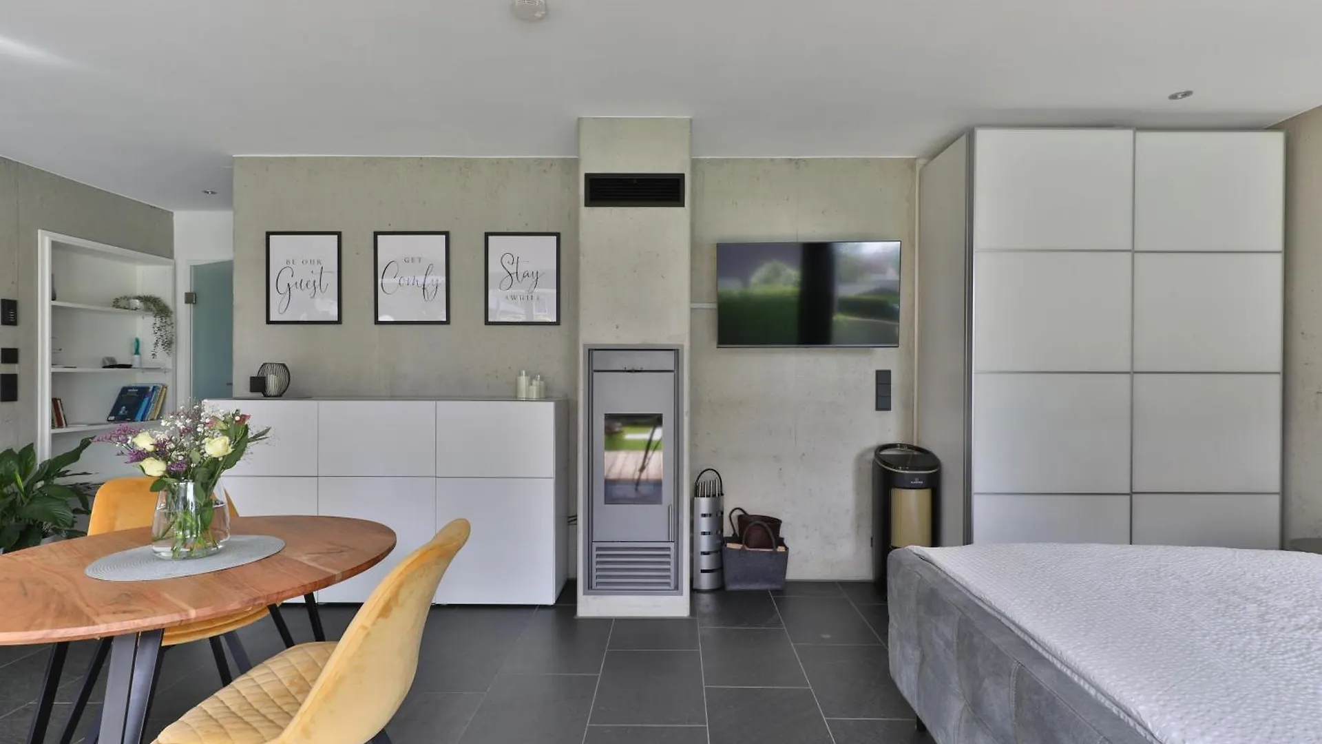 Modernes Studio-Apartment Gersthofen Germany