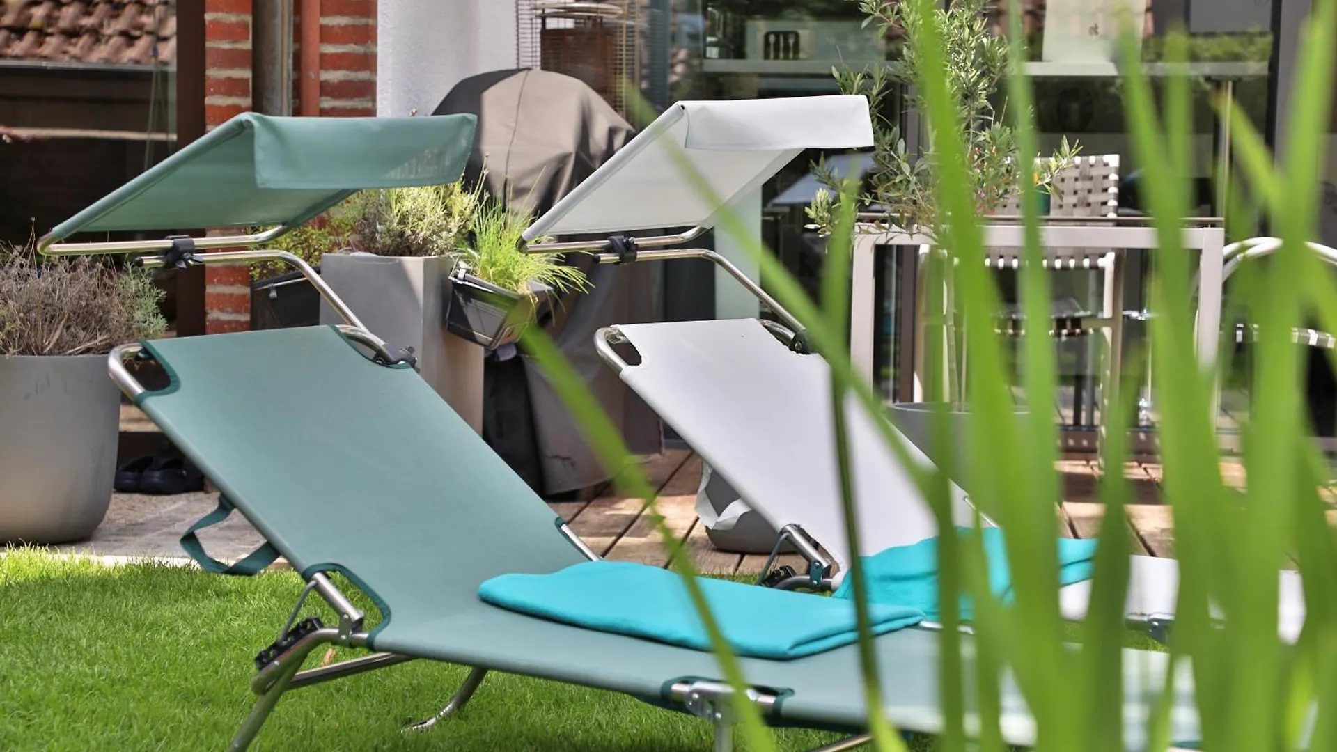 Modernes Studio-Apartment Gersthofen 0*,